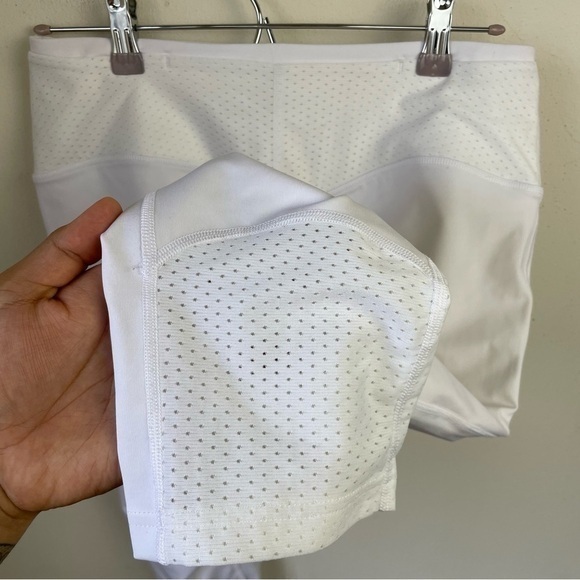 Gymshark Pulse Cropped Legging‎ - Picture 7 of 7